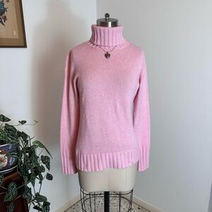 Vintage J. Crew 2000s light pink 100% cashmere  turtleneck sweater, preppy